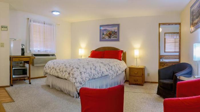 Resort Springs Ashland
