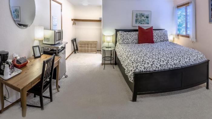 Resort Springs 4*